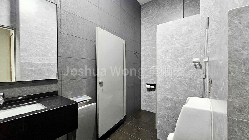 Light Industrial (B1) for Rent in  Henderson Industrial Park - Image 4