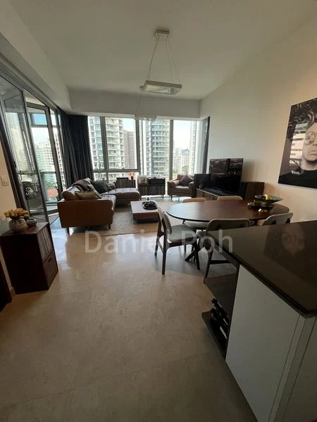 2+1 Bed Condo for Rent in Gramercy Park - Image 2