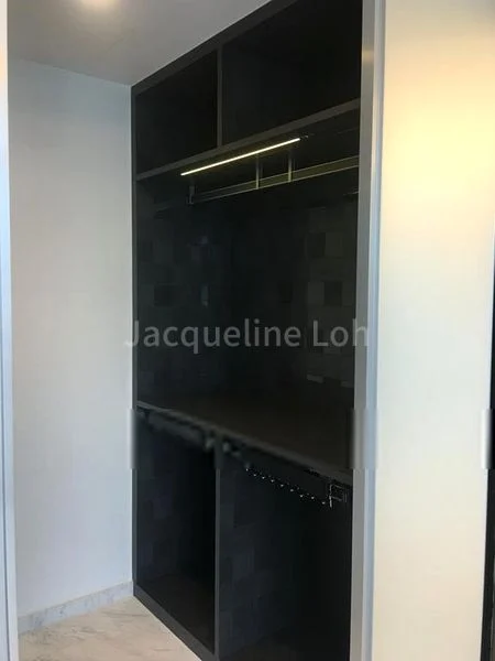 1 Bed Condo for Rent in  Cairnhill Nine - Image 5