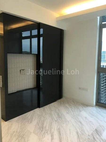 1 Bed Condo for Rent in  Cairnhill Nine - Image 6