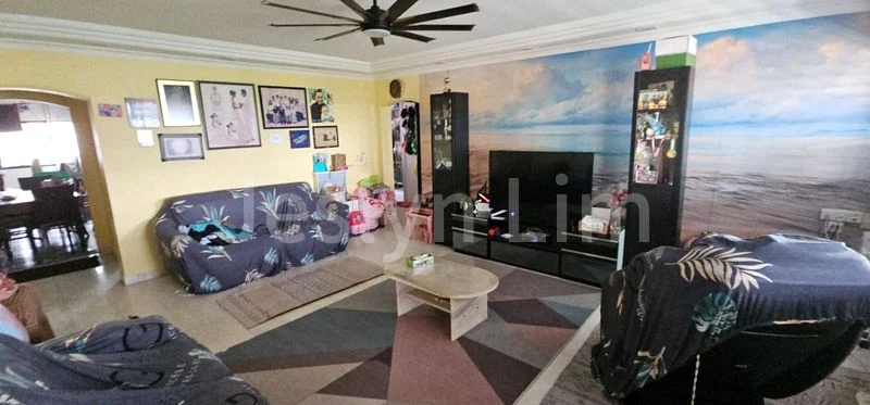 4 Room HDB for Rent in  209 Bukit Batok Street 21 - Image 1