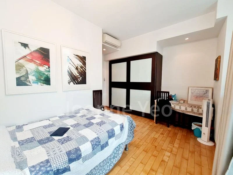 2 Bed Apartment (Condo) for Rent in  Mill Point - Image 5