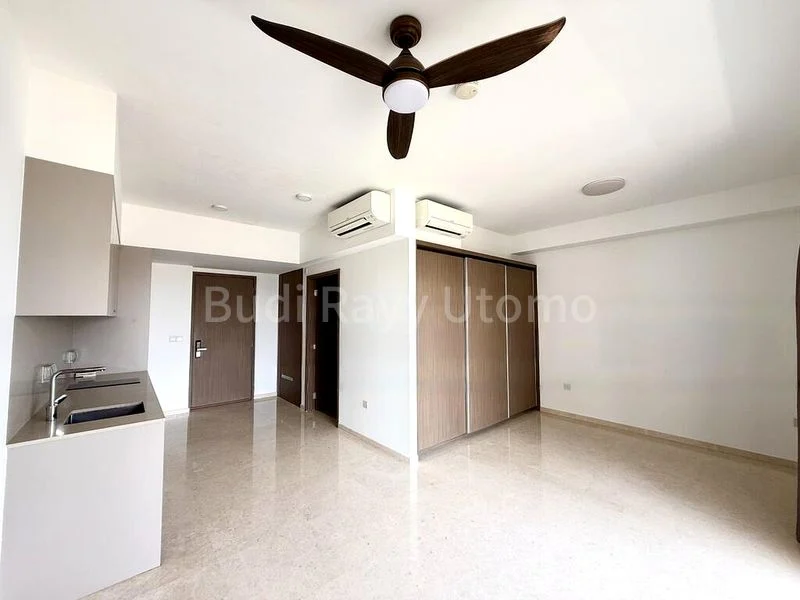 1 Bed Apartment (Condo) for Sale in  Seaside Residences - Image 1