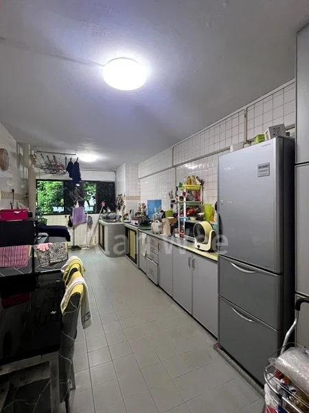 Common Room (HDB) for Rent in 409 Pandan Gardens - Image 3