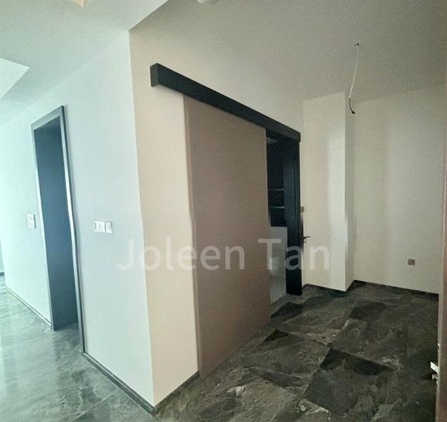 2 Bed Condo for Rent in  Newport Residences / Newport Tower - Image 6