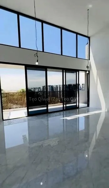 4 Bed Condo for Sale in  Sceneca Residence / Sceneca Square - Image 4