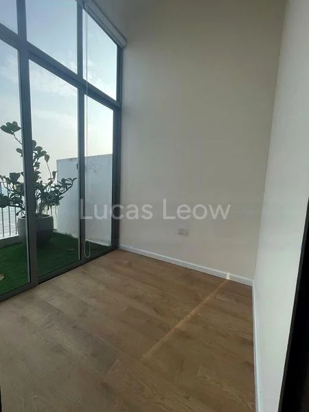 2 Bed Condo for Sale in  Spottiswoode Suites - Image 12