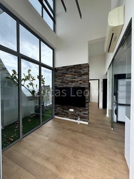 2 Bed Condo for Sale in  Spottiswoode Suites - Image 6