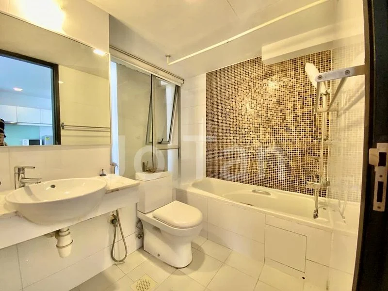 1 Bed Condo for Rent in  Niven Suites - Image 4