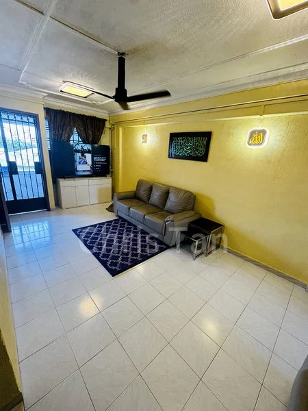 3 Room (3NG) HDB for Sale in 463 Jurong West Street 41 - Image 2