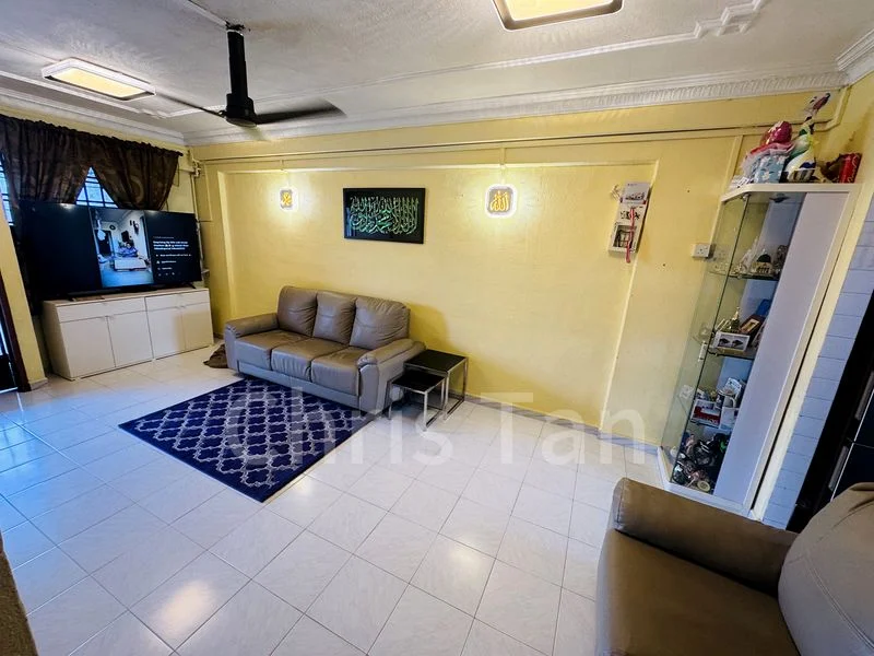 3 Room (3NG) HDB for Sale in 463 Jurong West Street 41 - Image 1