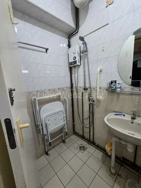 Common Room (HDB) for Rent in  13 Cantonment Close - Image 4