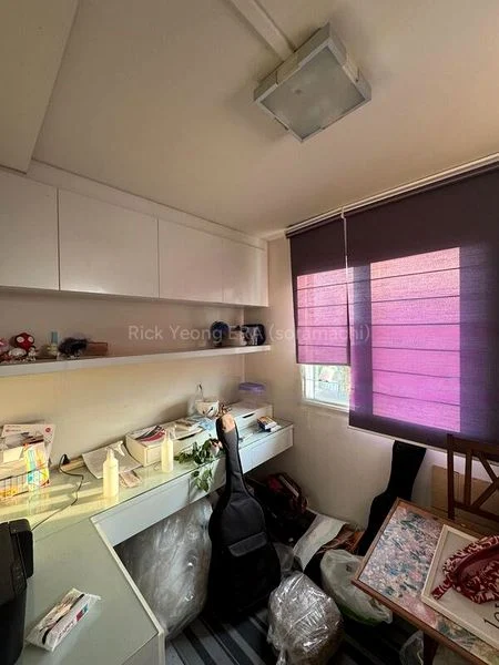 3 Room (3I) HDB for Sale in  152 Mei Ling Street - Image 3