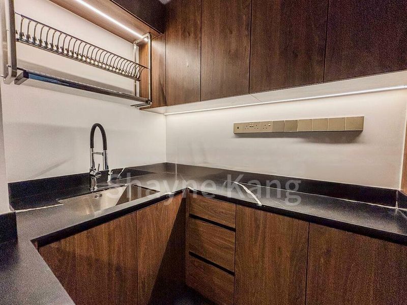 2 Bed Condo for Sale in  The Commodore - Image 2