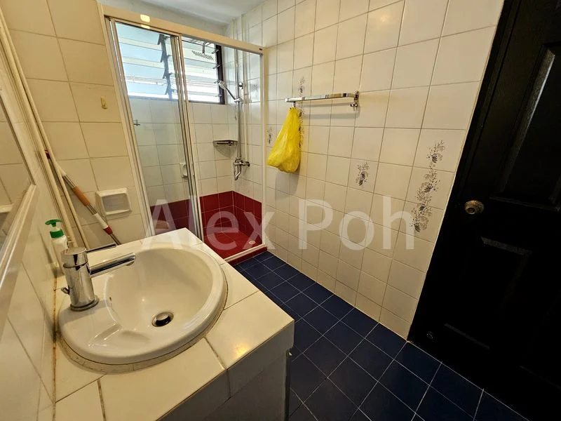 Common Room (Condo) for Rent in Teresa Ville - Image 4