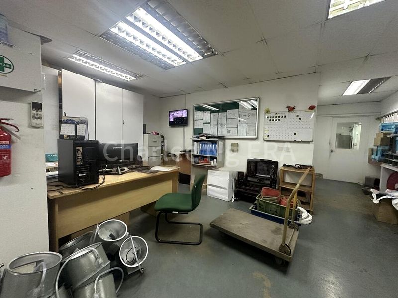 Factory / Workshop (B2) for Rent: International Road - Image 4