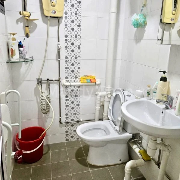 Common Room (HDB) for Rent in  217 Marsiling Crescent - Image 4