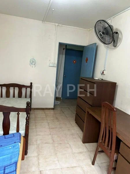 Common Room (HDB) for Rent in  102 Gangsa Road - Image 1