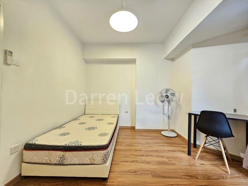 Common Room (HDB) for Rent in 298D Compassvale Street - Image 6