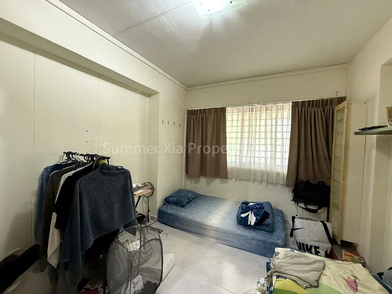 4 Room (4A) HDB for Sale in  125 Bukit Merah View - Image 7