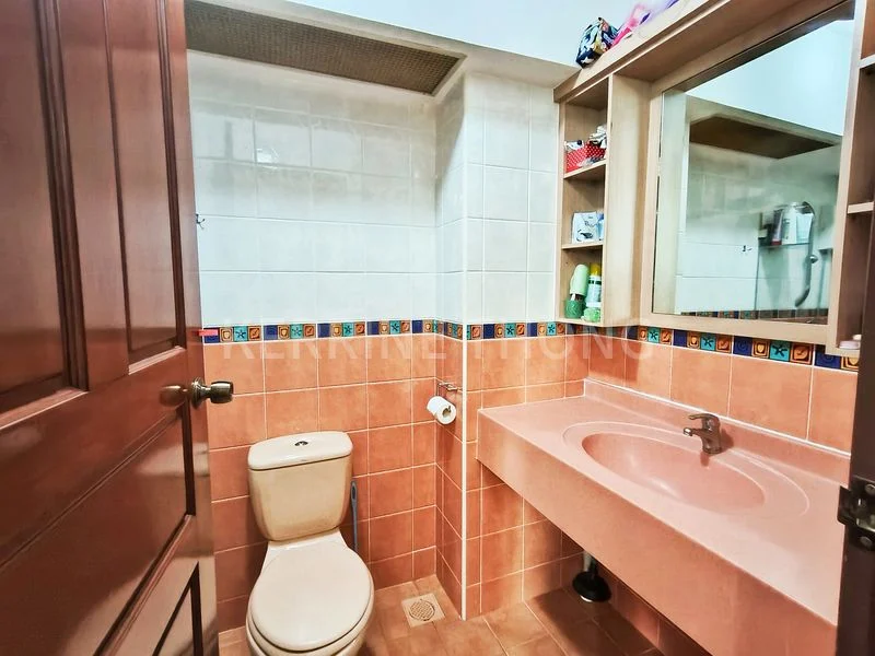 Master Room (HDB) for Rent in  625 Senja Road - Image 5