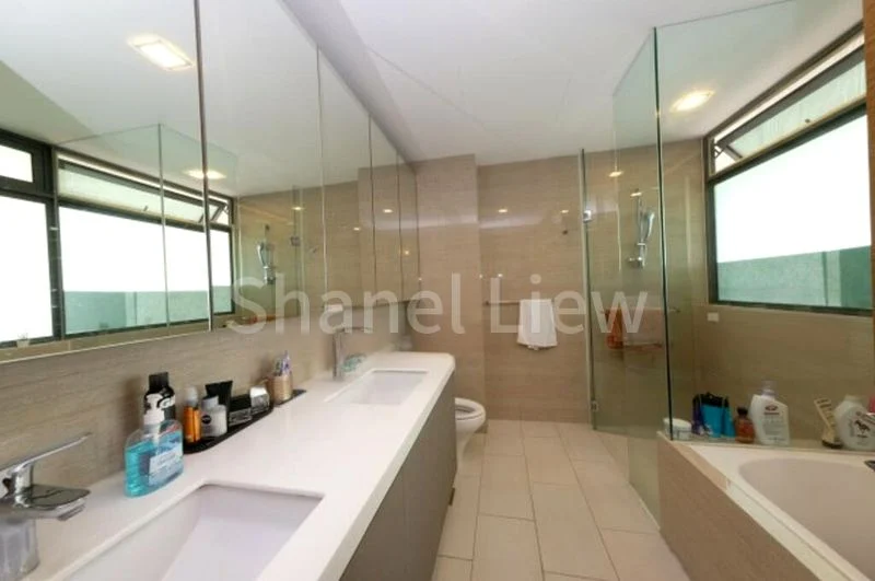 5 Bed Executive Condo for Sale in  The Topiary - Image 7