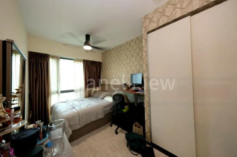 5 Bed Executive Condo for Sale in  The Topiary - Image 4