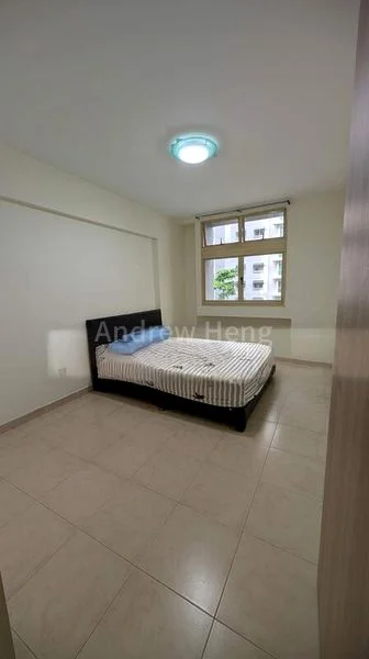 Common Room (HDB) for Rent in  111 Edgefield Plains - Image 1