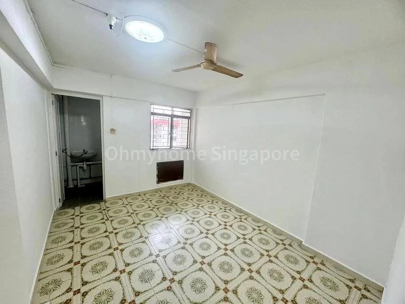 3 Room (3NG) HDB for Sale in  702 West Coast Road - Image 2