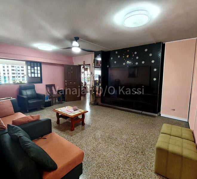 4 Room (4NG) HDB for Rent in  25 Marsiling Drive - Image 1