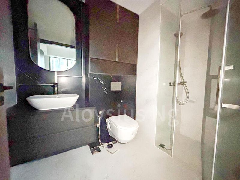 1 Bed Condo for Rent in  Newport Residences / Newport Tower - Image 3