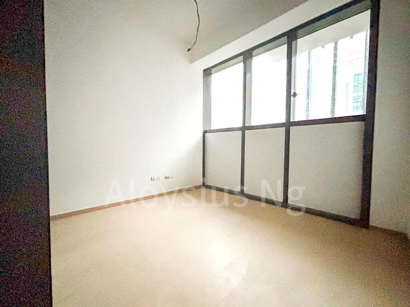 1 Bed Condo for Rent in  Newport Residences / Newport Tower - Image 7