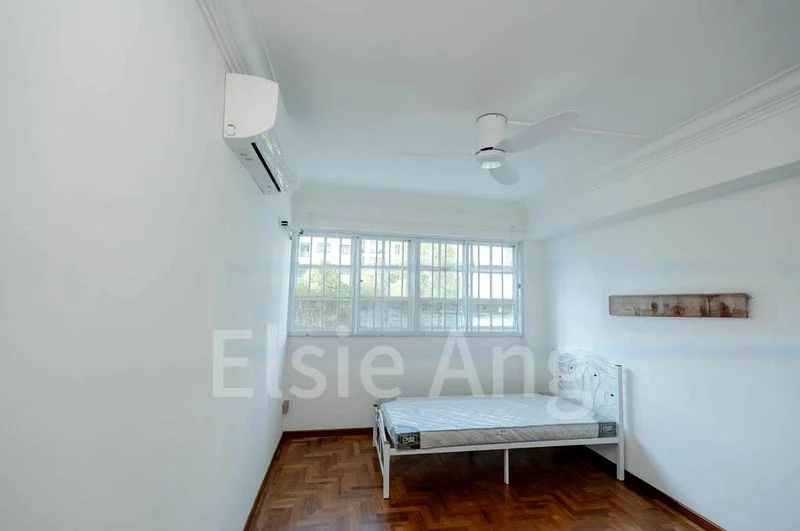 Room (HDB) for Rent in  294 Tampines Street 22 - Image 2