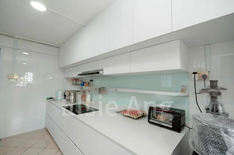 Room (HDB) for Rent in  294 Tampines Street 22 - Image 3