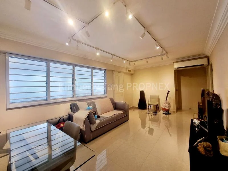 4 Room (4S) HDB for Rent in  389 Yishun Avenue 6 - Image 3