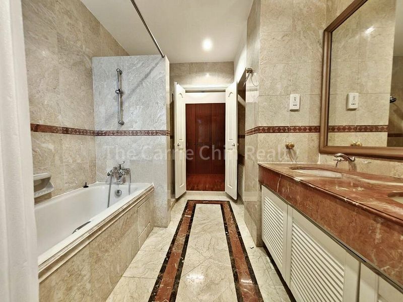 4 Bed Condo for Rent in  Leonie Condotel - Image 11