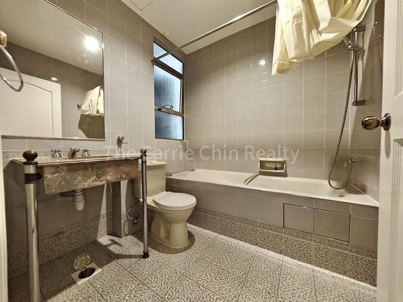 4 Bed Condo for Rent in  Leonie Condotel - Image 15