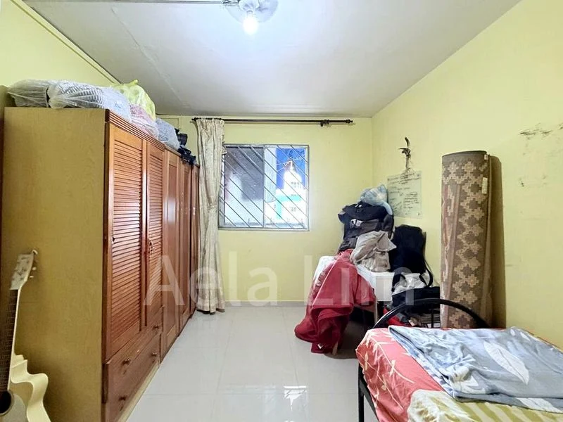 3 Room (3NG) HDB for Sale in 308 Bukit Batok Street 31 - Image 9