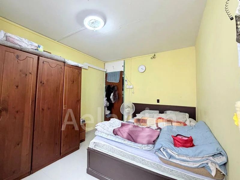 3 Room (3NG) HDB for Sale in 308 Bukit Batok Street 31 - Image 4