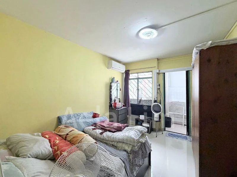 3 Room (3NG) HDB for Sale in 308 Bukit Batok Street 31 - Image 5