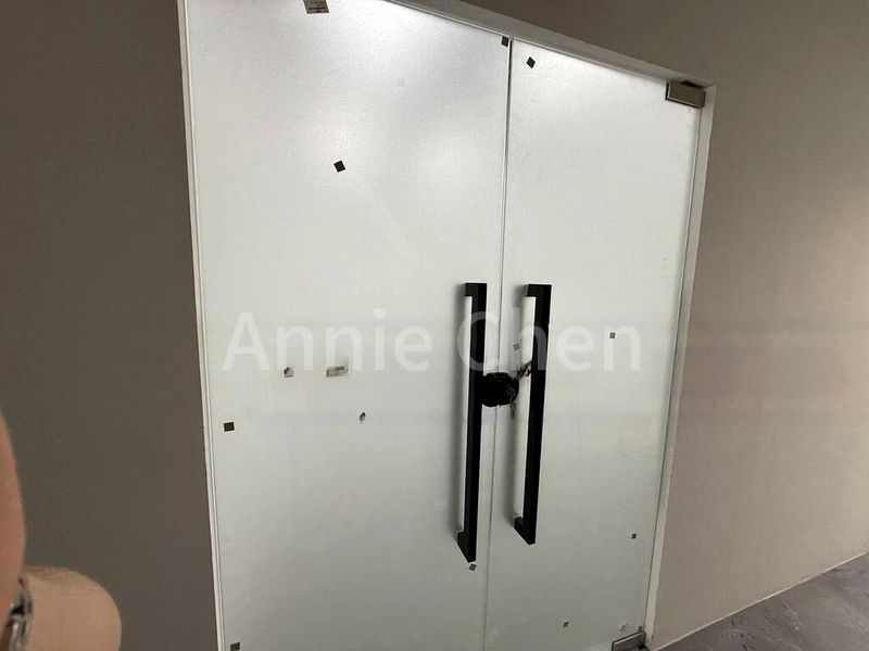 Light Industrial (B1) for Rent: Sindo Industrial Building - Image 5