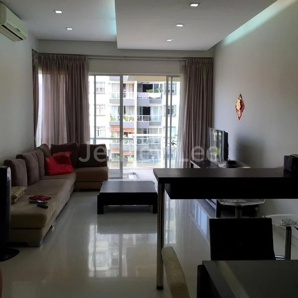 3 Bed Condo for Rent in  Grosvenor View - Image 1