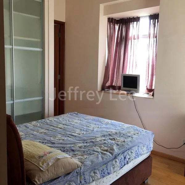 3 Bed Condo for Rent in  Grosvenor View - Image 3