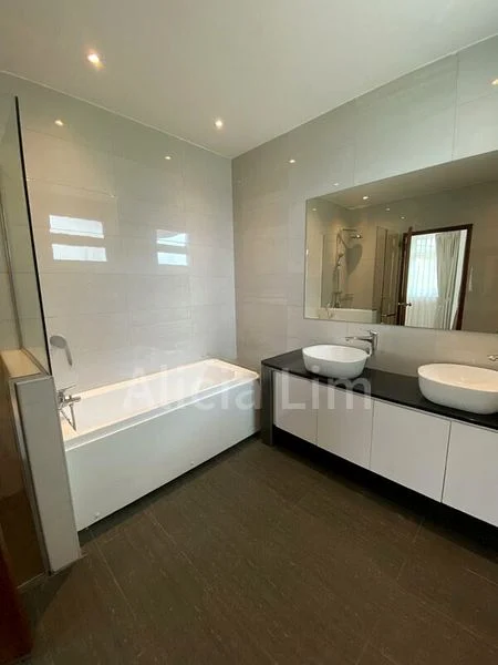 6 Bed Semi-Detached House (Landed) for Rent in  One Tree Hill - Image 13