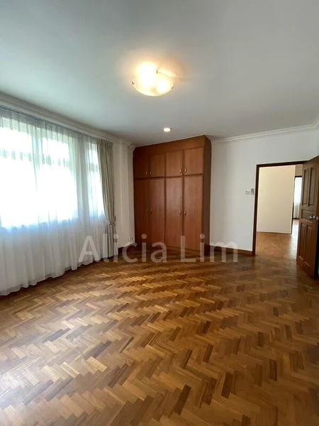 6 Bed Semi-Detached House (Landed) for Rent in  One Tree Hill - Image 6