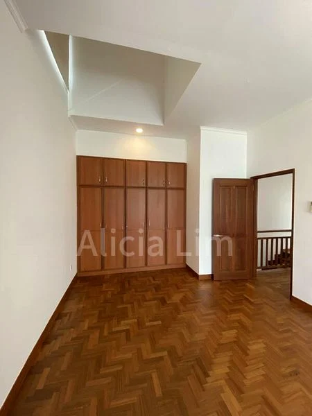 6 Bed Semi-Detached House (Landed) for Rent in  One Tree Hill - Image 10