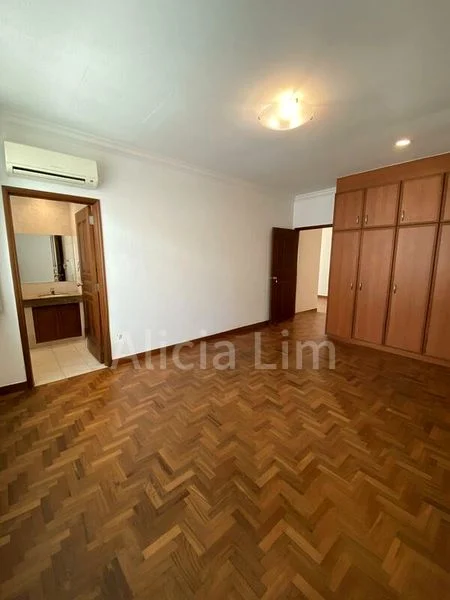 6 Bed Semi-Detached House (Landed) for Rent in  One Tree Hill - Image 4