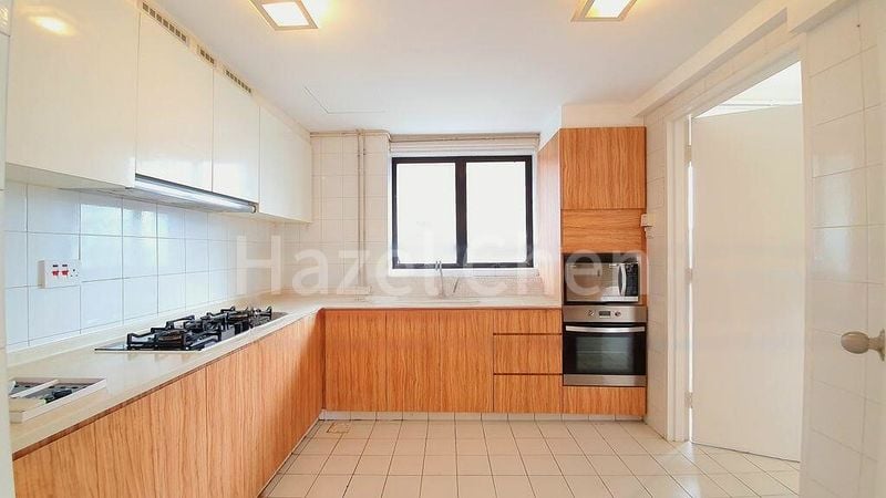 3 Bed Condo for Rent in  Parkway View - Image 3