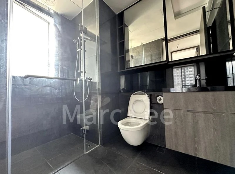 2 Bed Condo for Rent in The M - Image 9