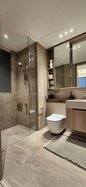 4 Bed Executive Condo for Sale in Otto Place - Image 4